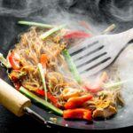 Cómo cocinar en wok